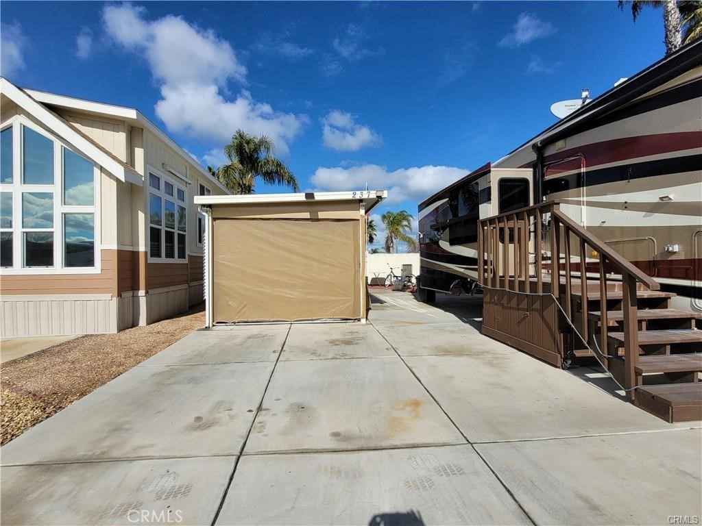 1295 Unit 237 S Cawston Ave  