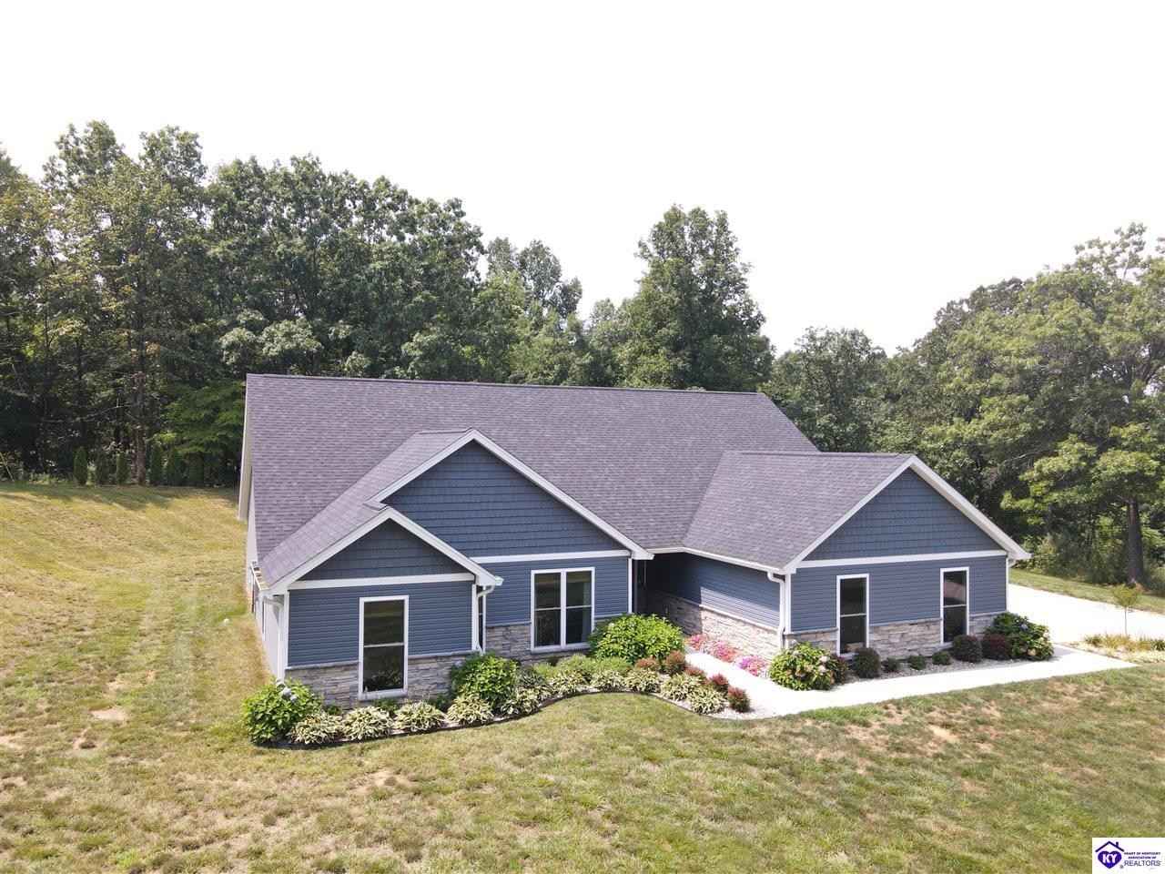 111 Nelson Ln  