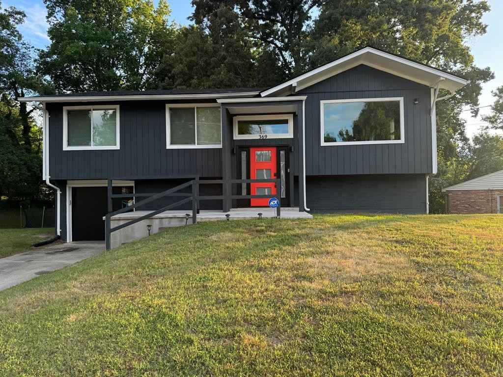 369 MARTIN AVE  