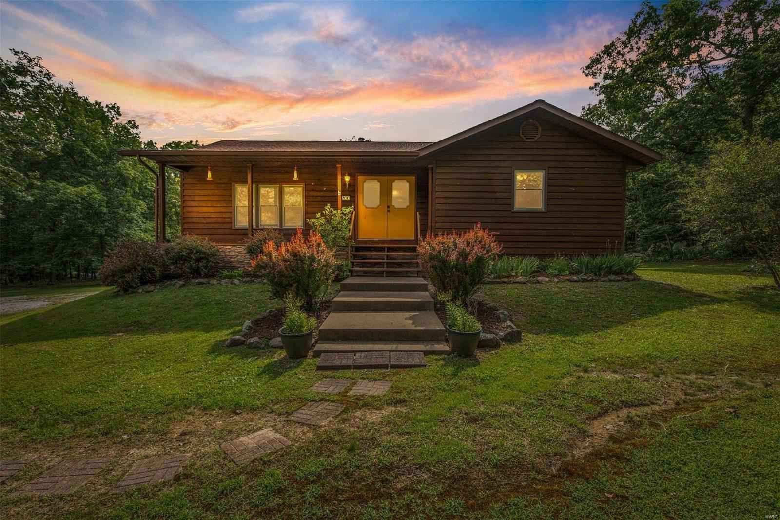 200 Archer Ln  