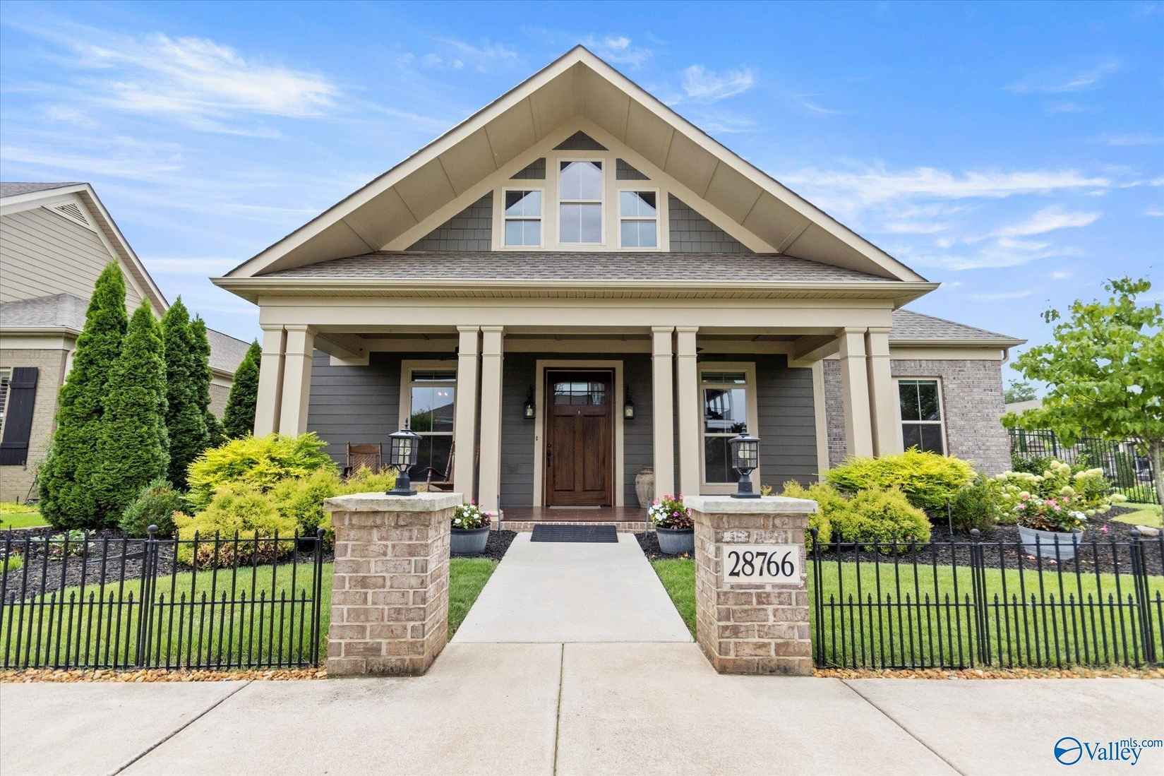 28766 NW Bungalow Ln  