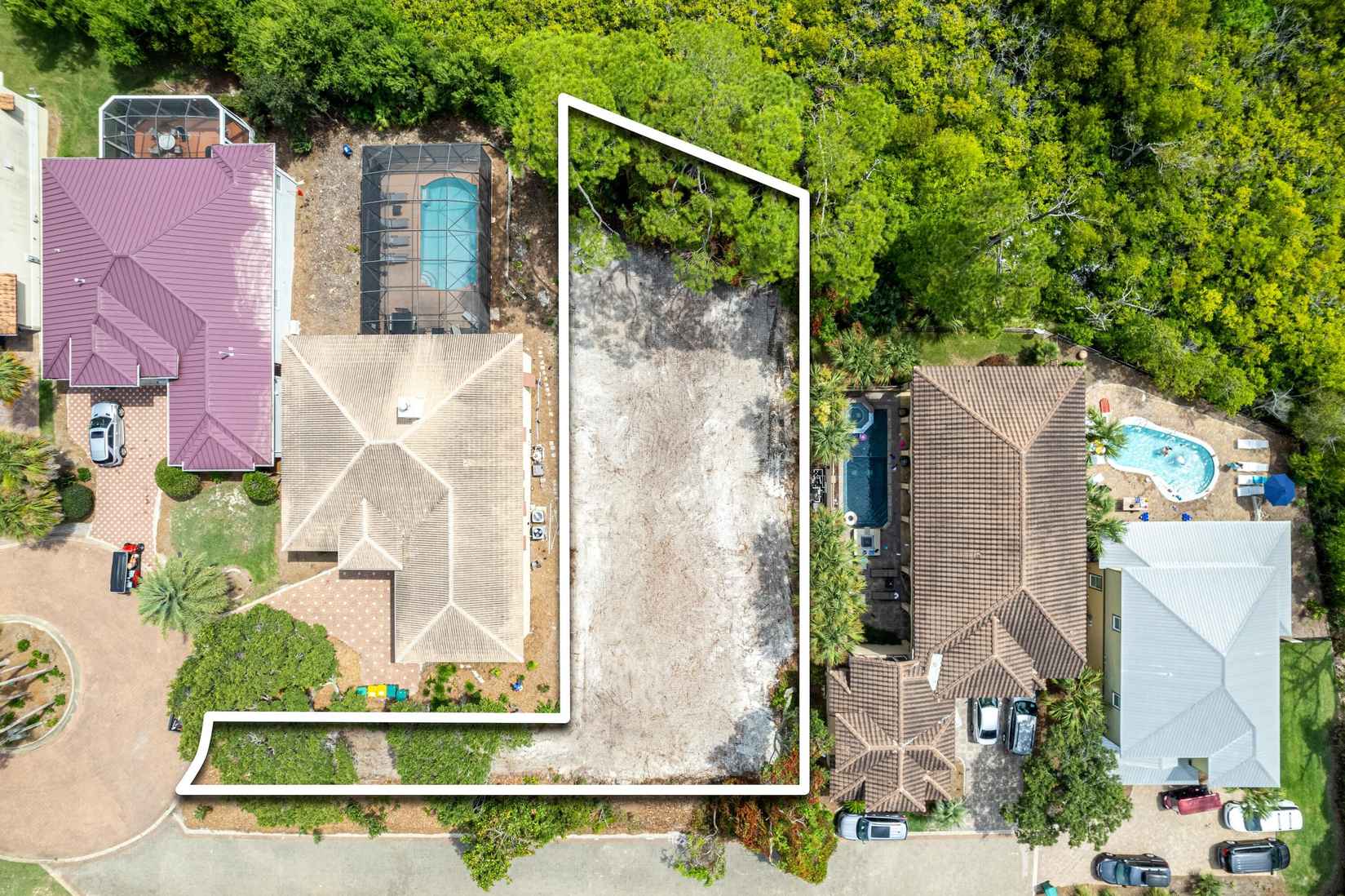4600 Paradise Isle  