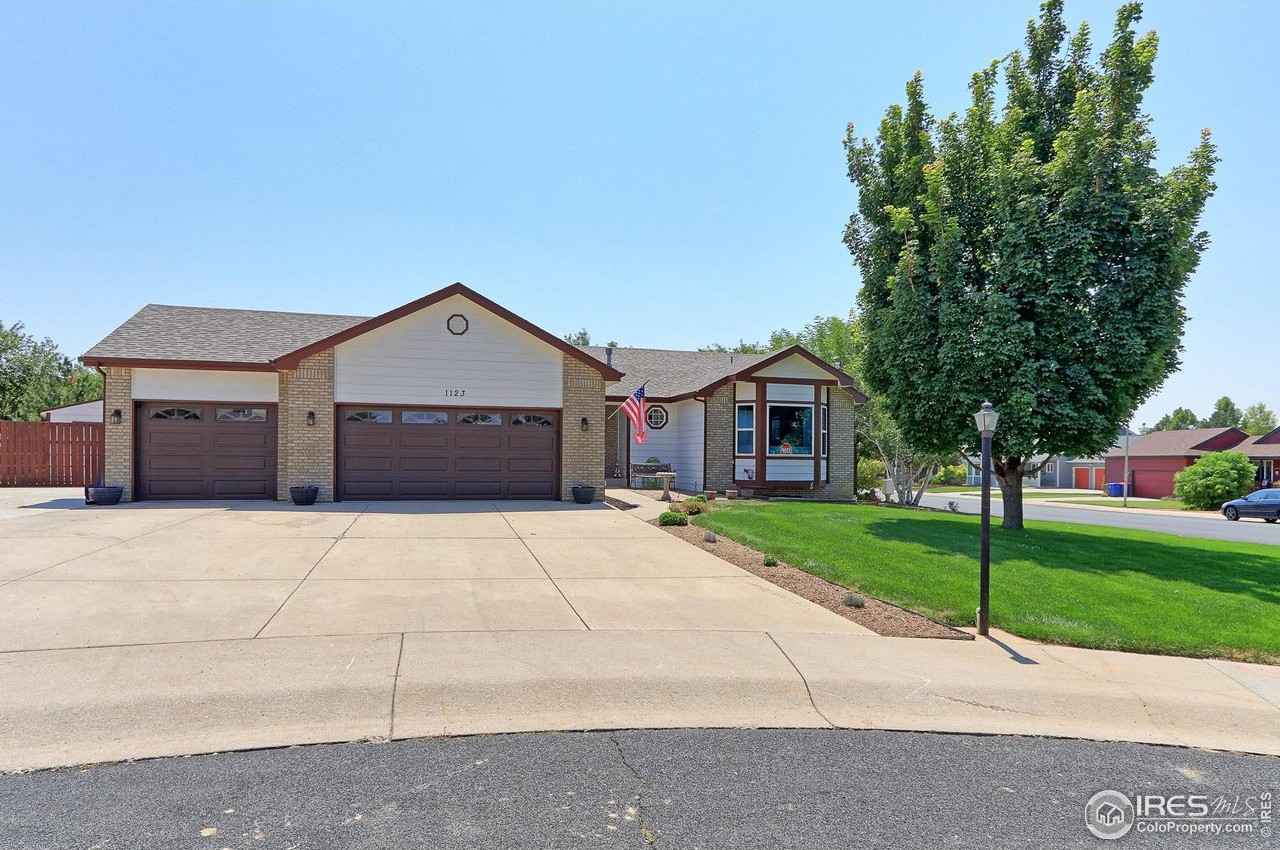 1123 Country Acres Dr  
