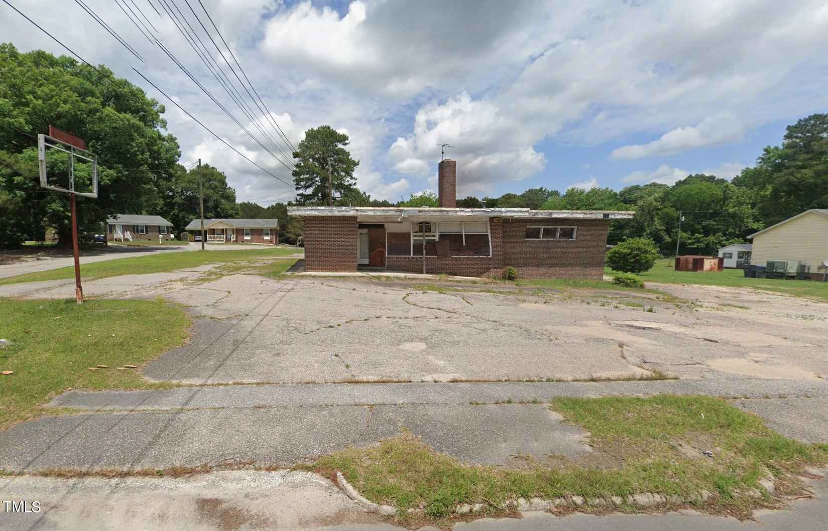 1000 Leggett Rd  