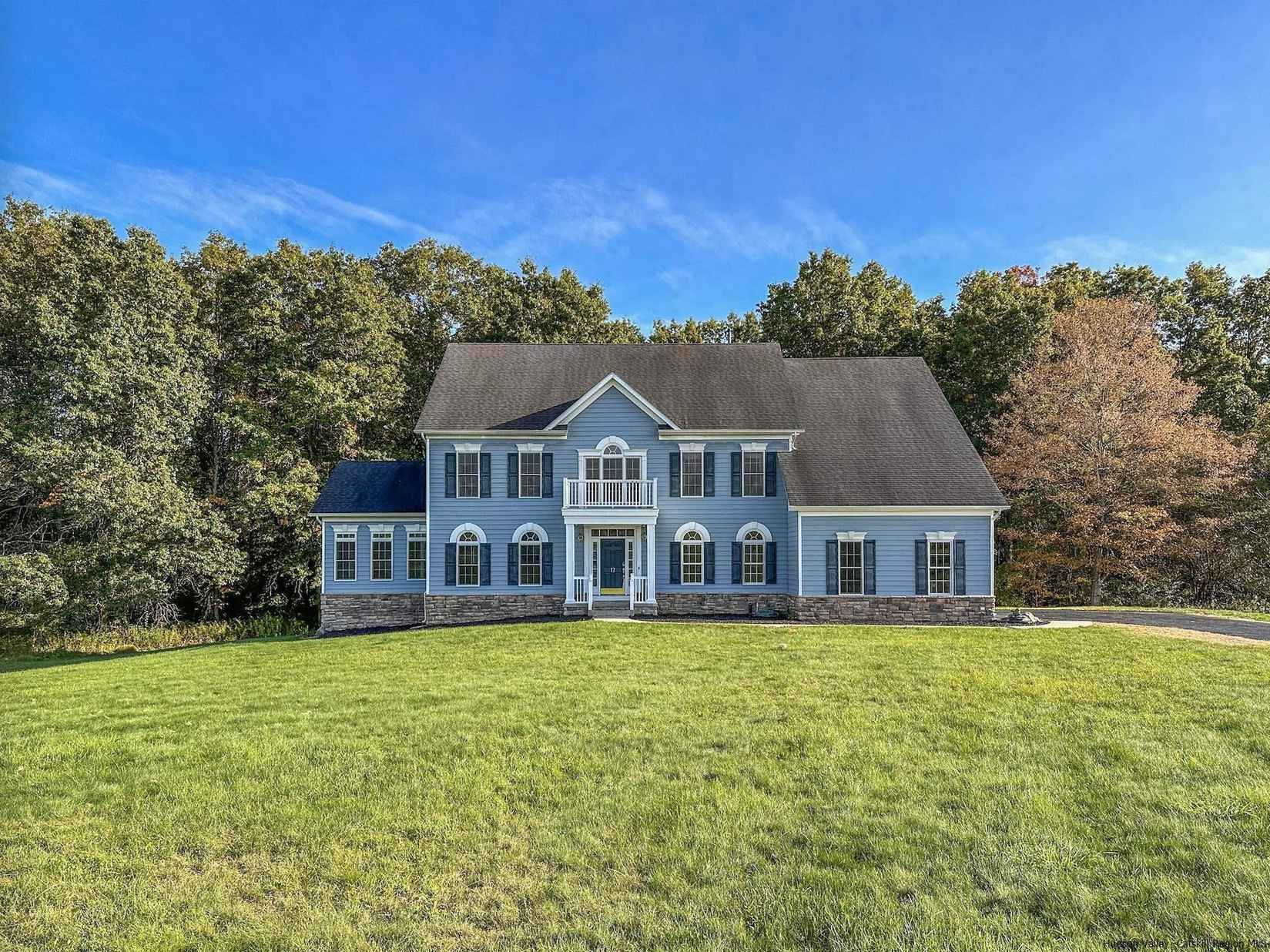 17 Tracy Cir  