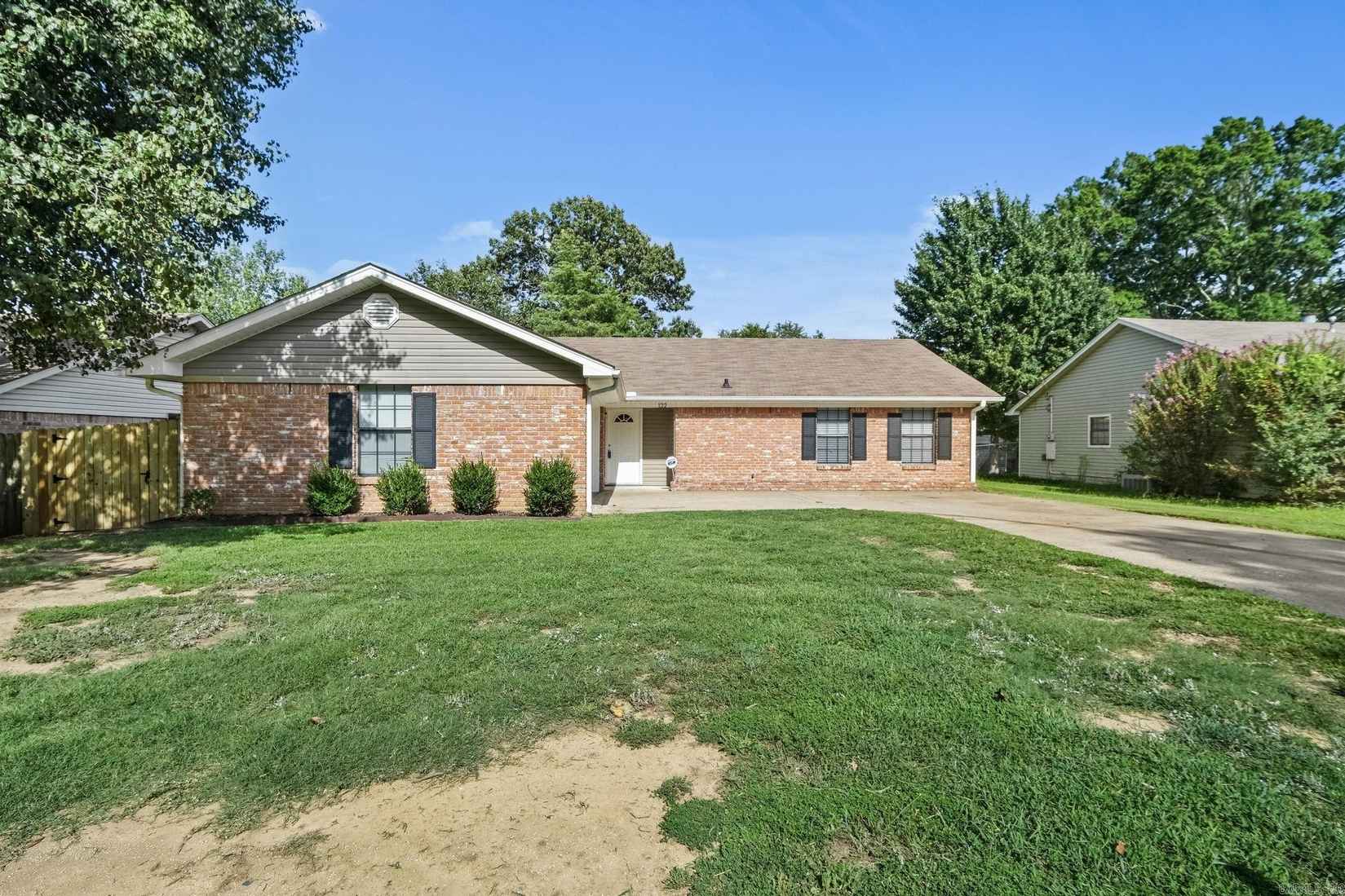 122 Tiffany Cir  