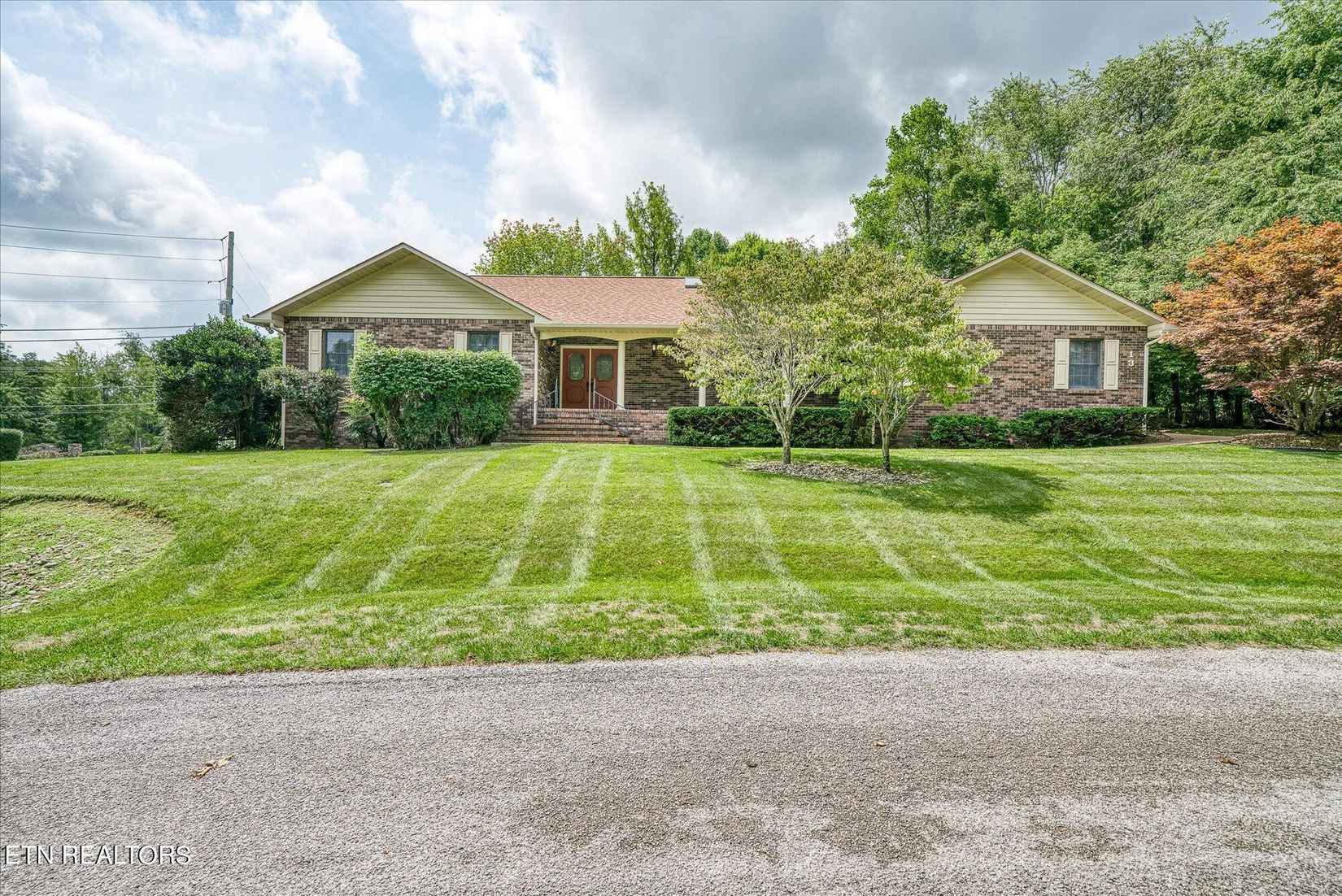 13 Rotherham Ct  