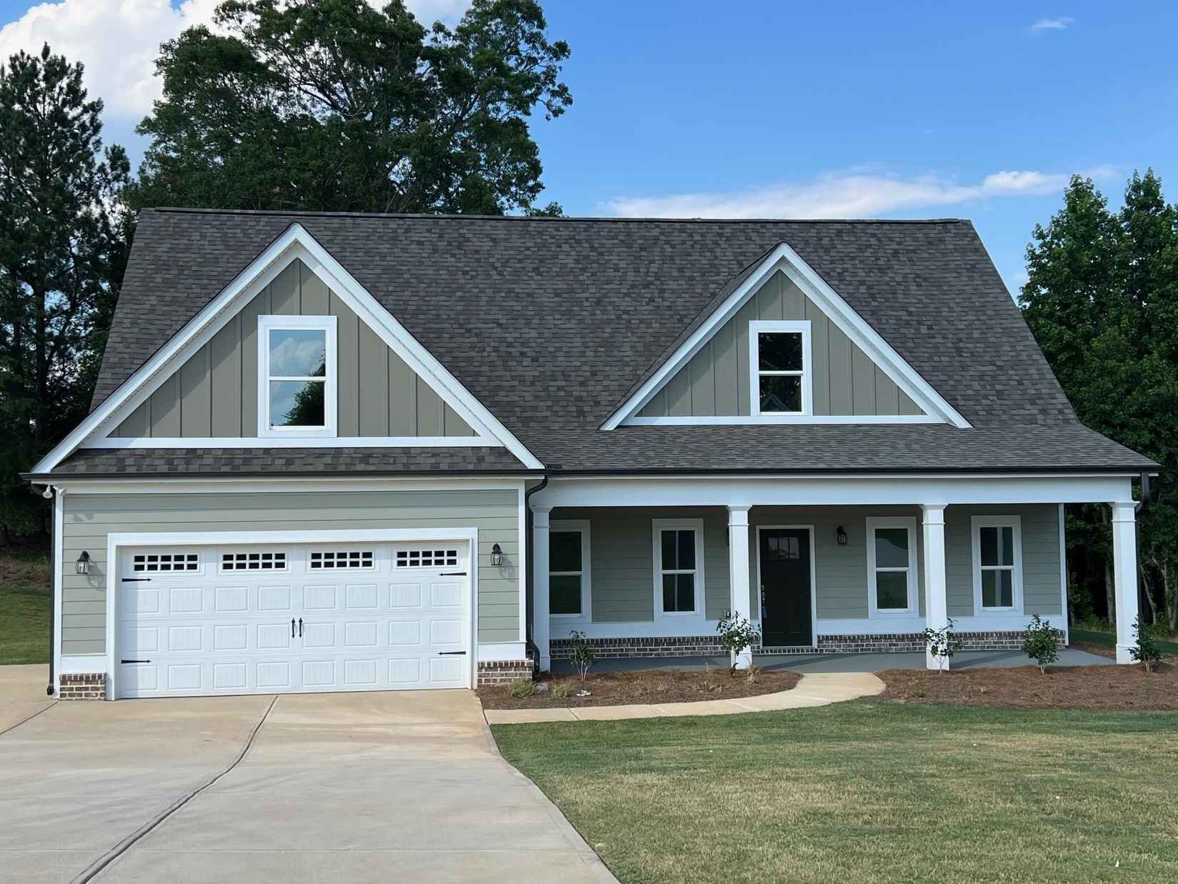 109 ALEXANDER Lks Dr  