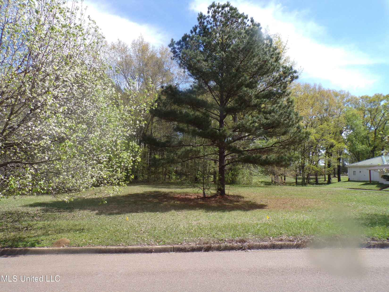 0 Huntcliff Way  