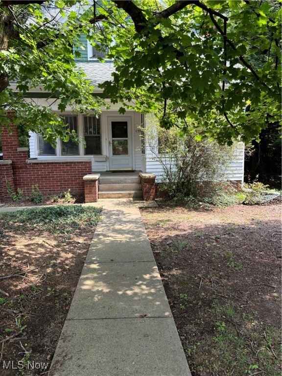 155 Lakeside Dr  