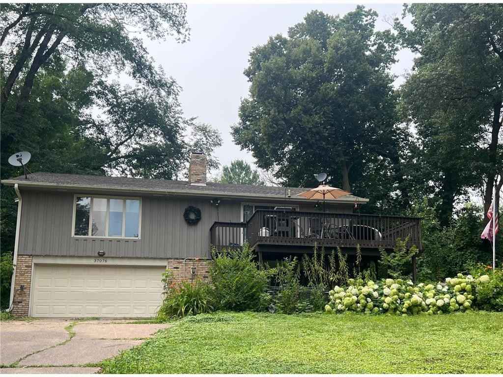 37076 Vermillion Dr NE  