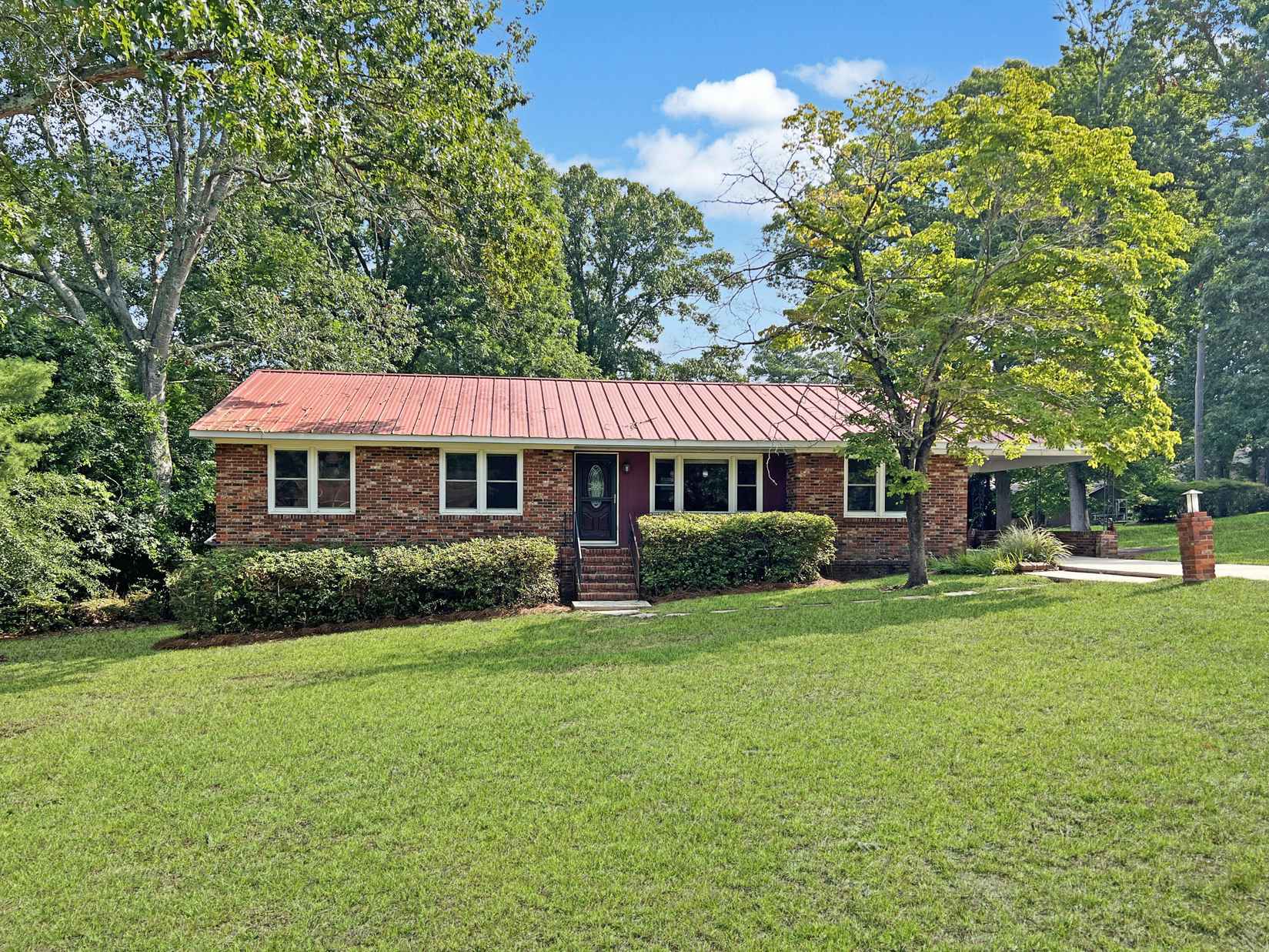 127 Vivion Dr  