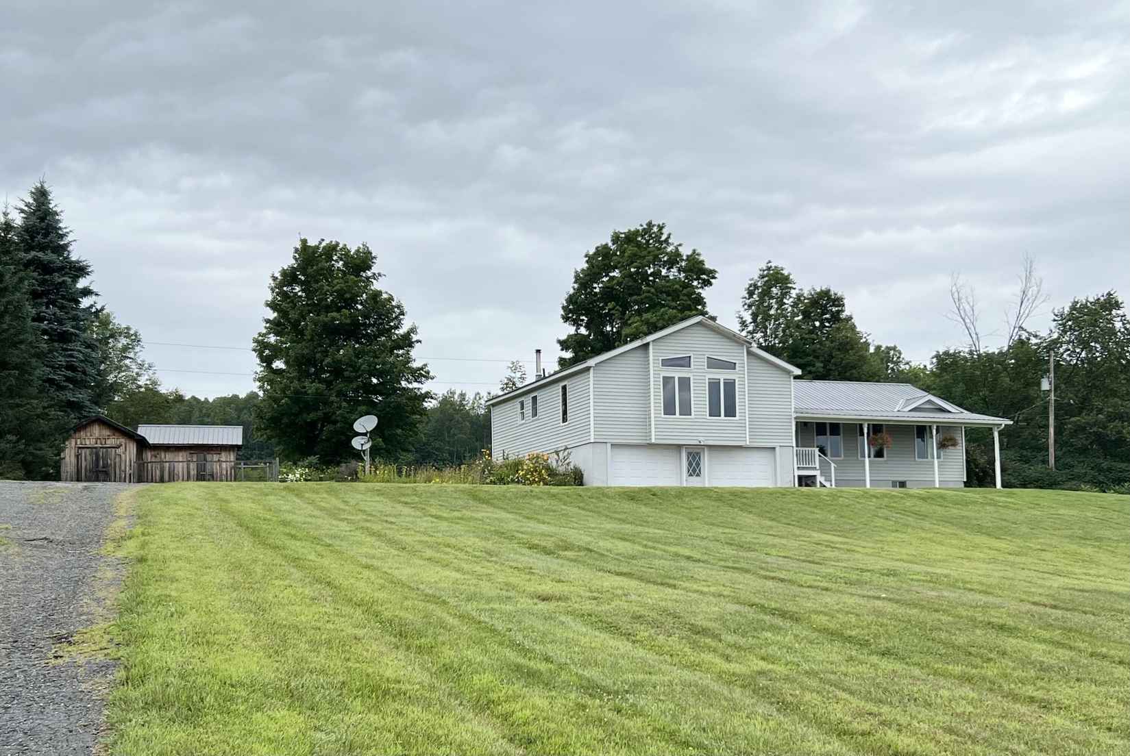 576 Bucks Cors Rd  