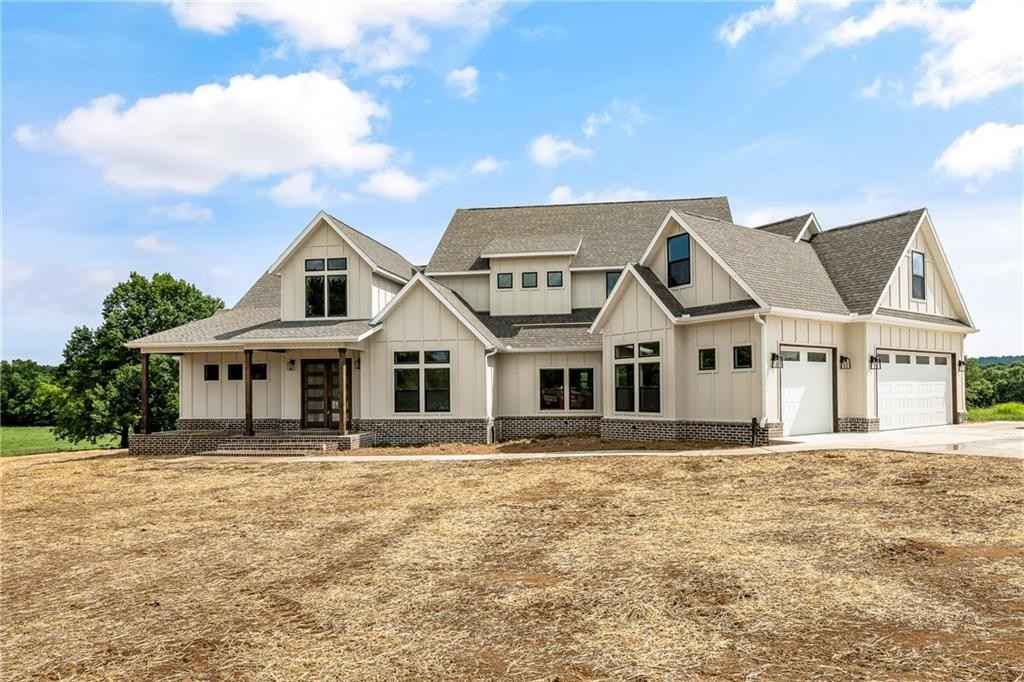 5391 E Three Daughters LNDG  