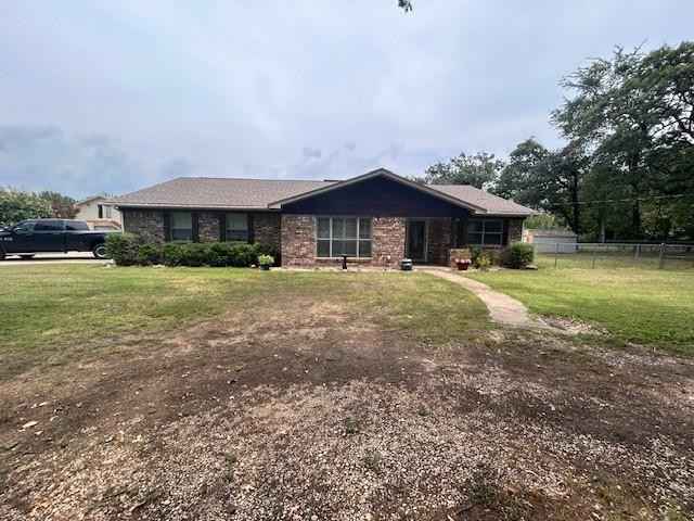 305 Dena Ln  