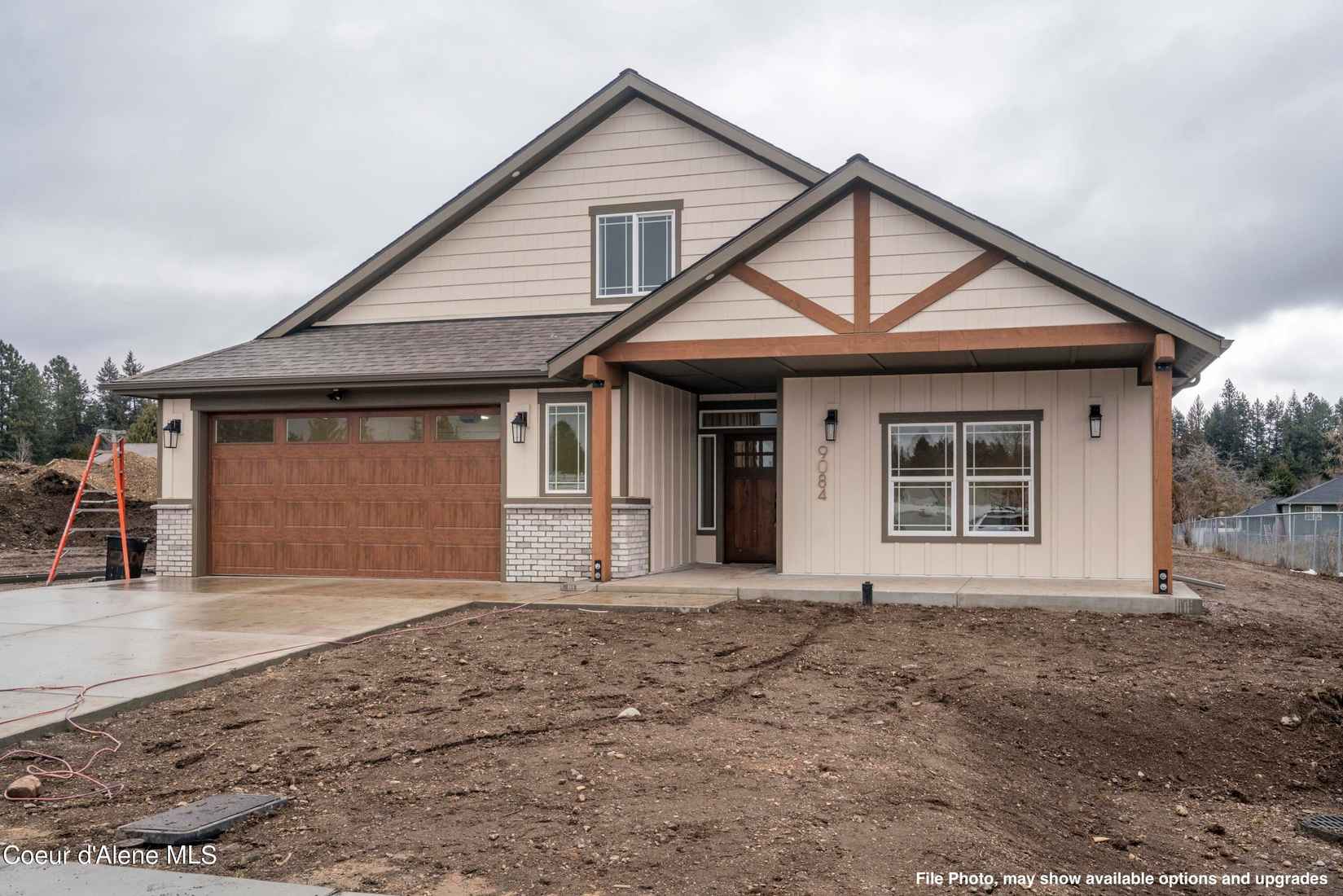 1118 E Sleeping Deer Ave  