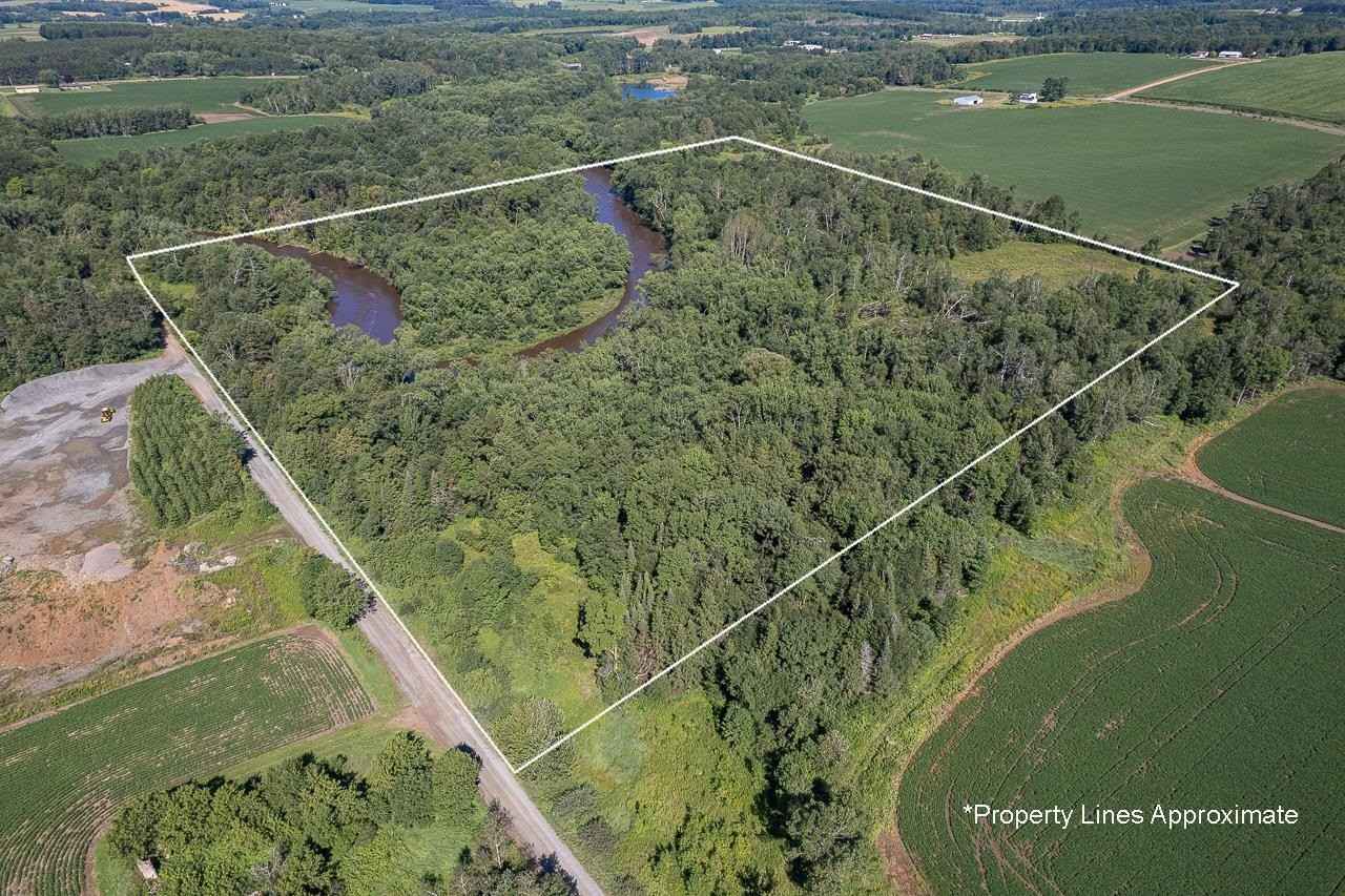 25 Acres (MOL) CORAL Fls Trl  