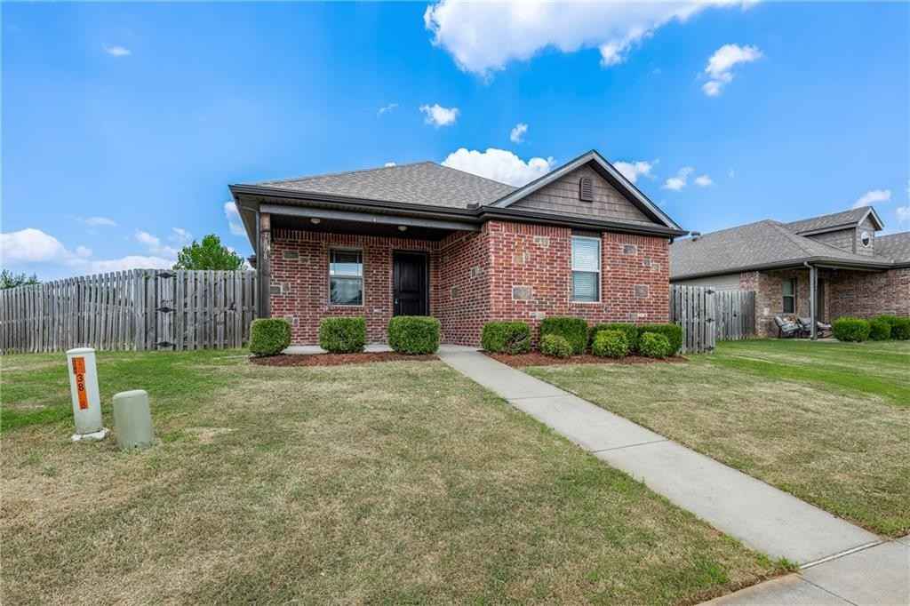 3808 SW Capstone AVE  