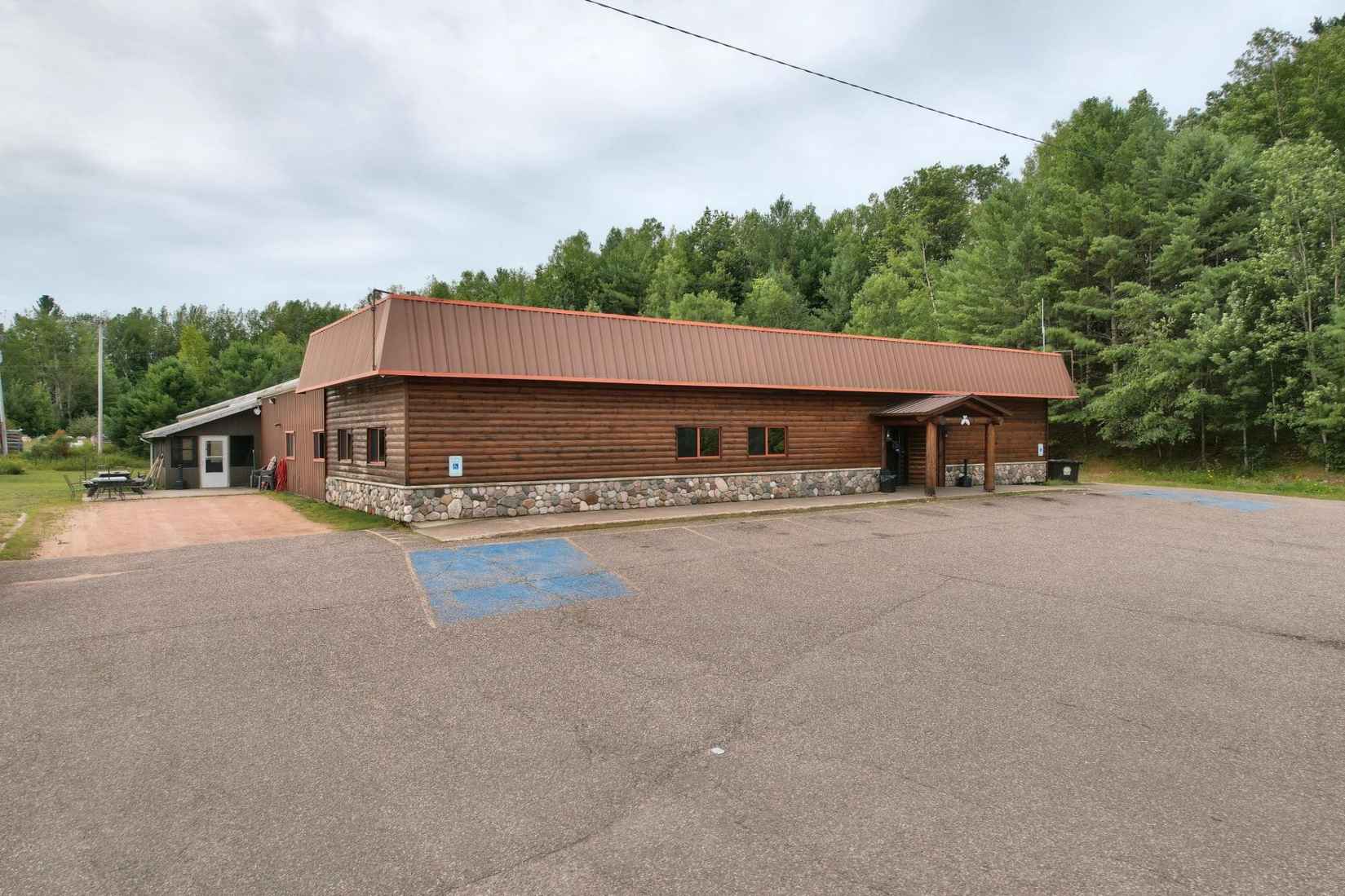 8085 HWY 51  
