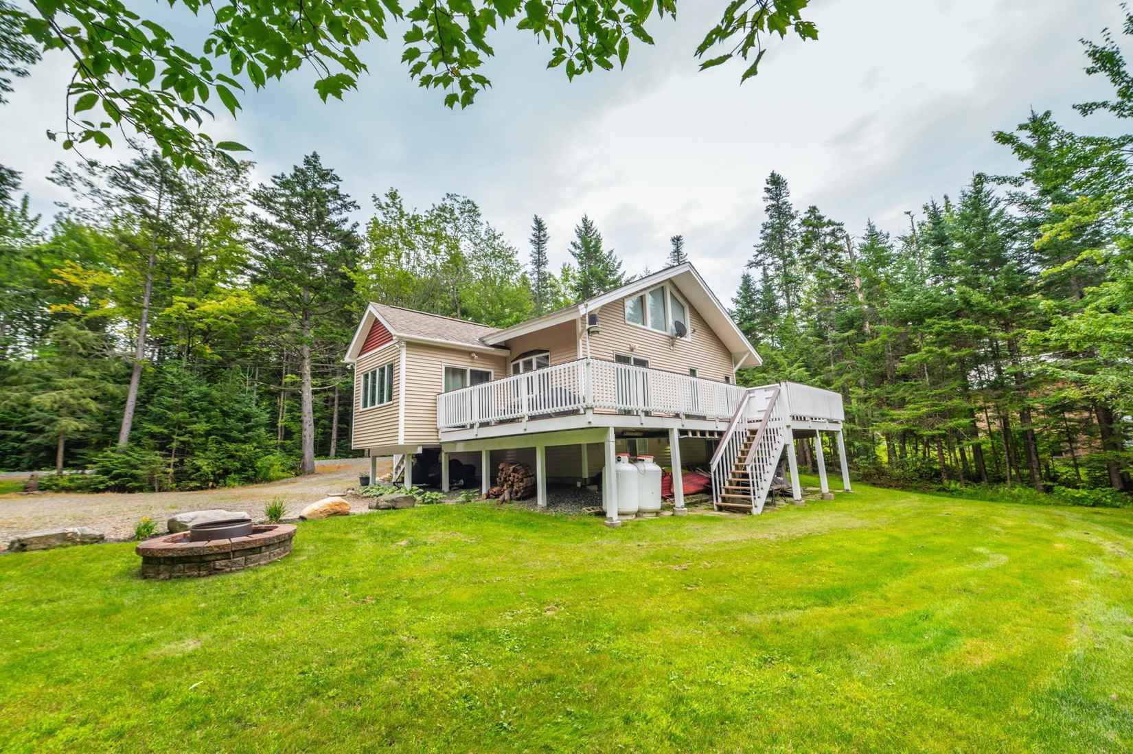 123 East Vlg Cir  