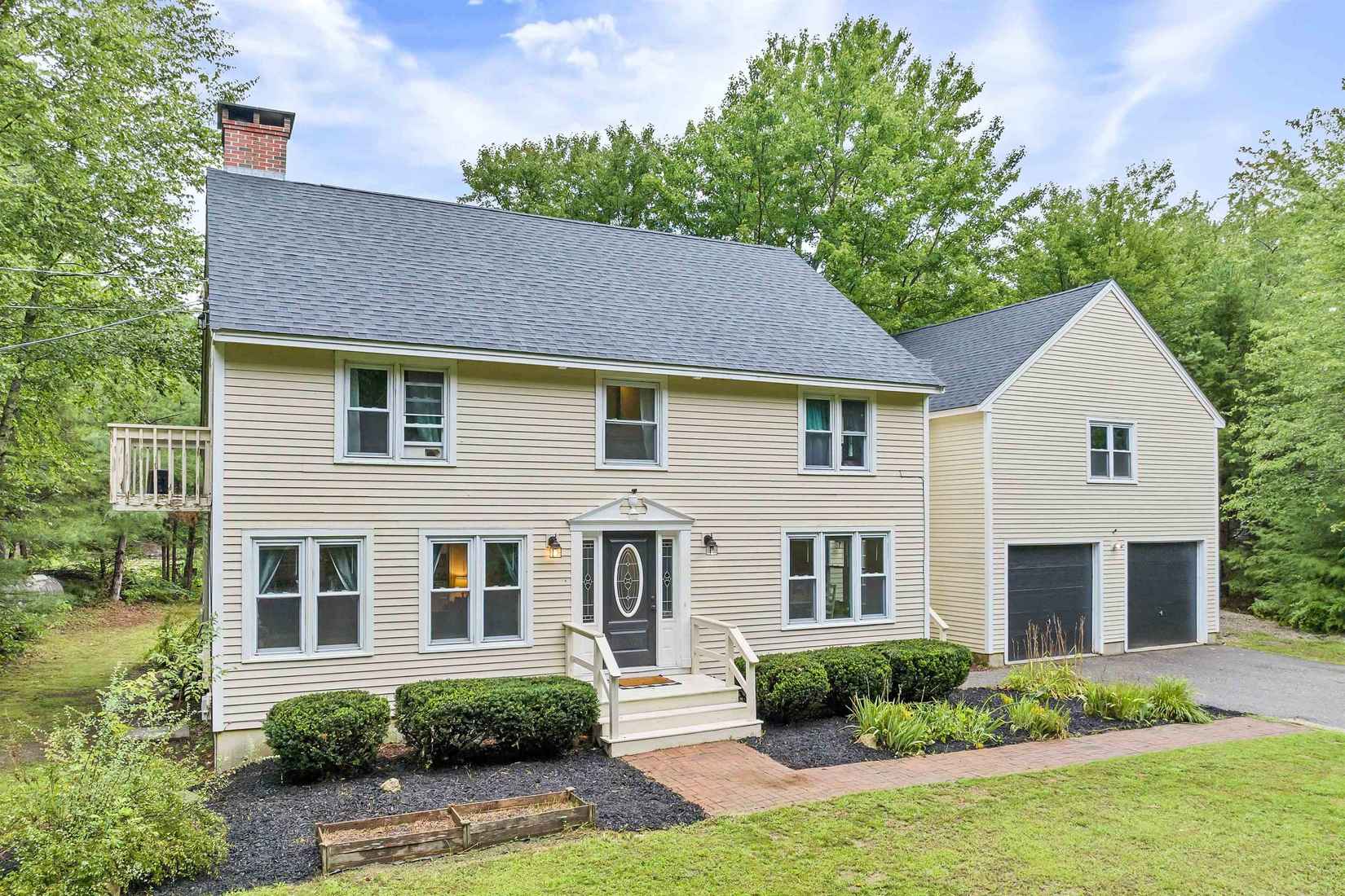 44 HIGHLAND Rdg RD  