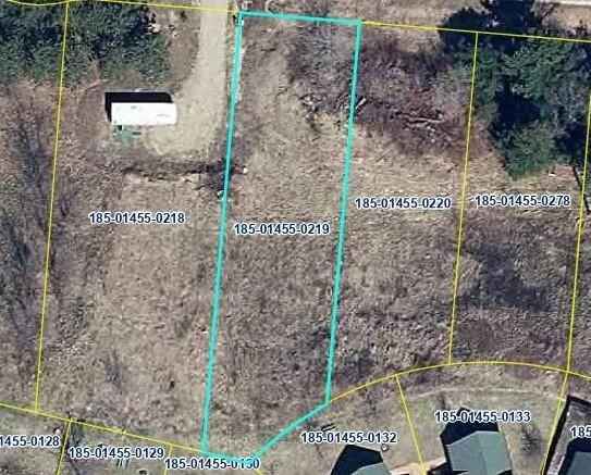Lt219 BLOSSOM Dr  