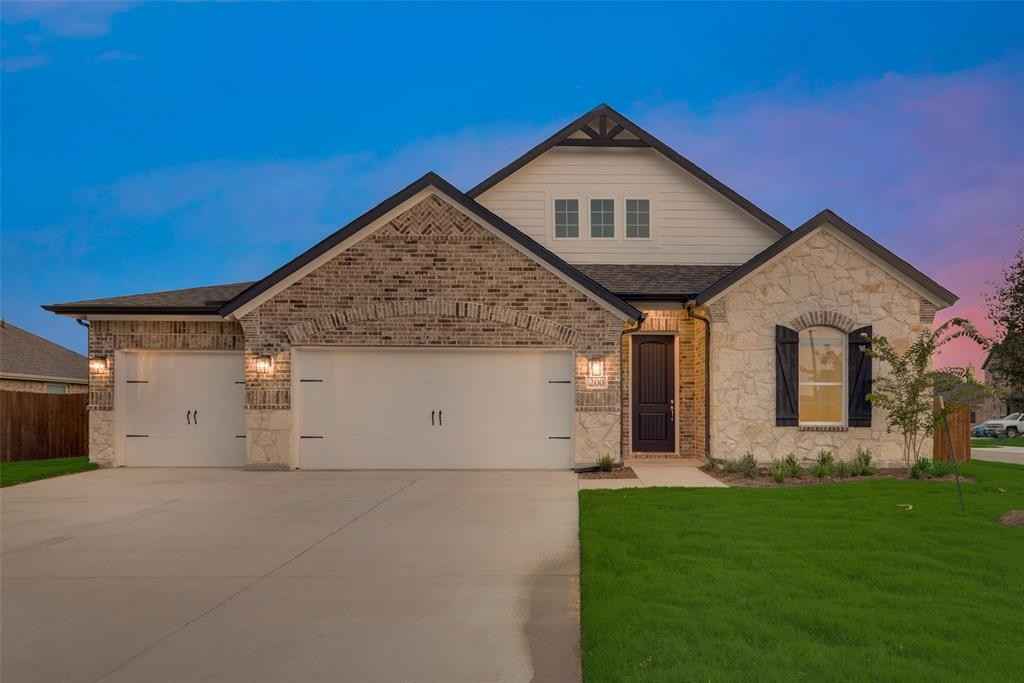 212 Winters Edge Dr  