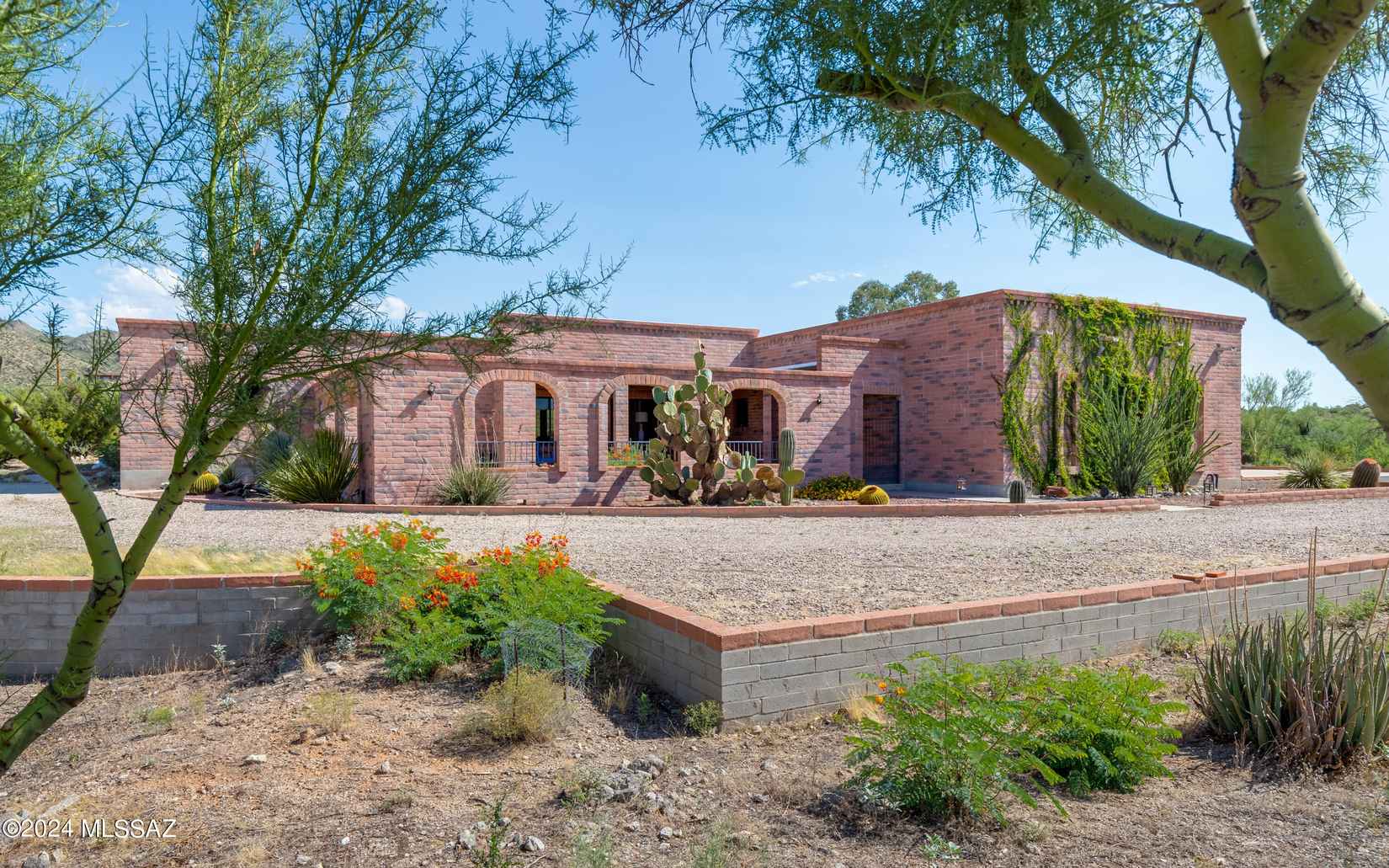 2050 W Turtle Dove Ln  