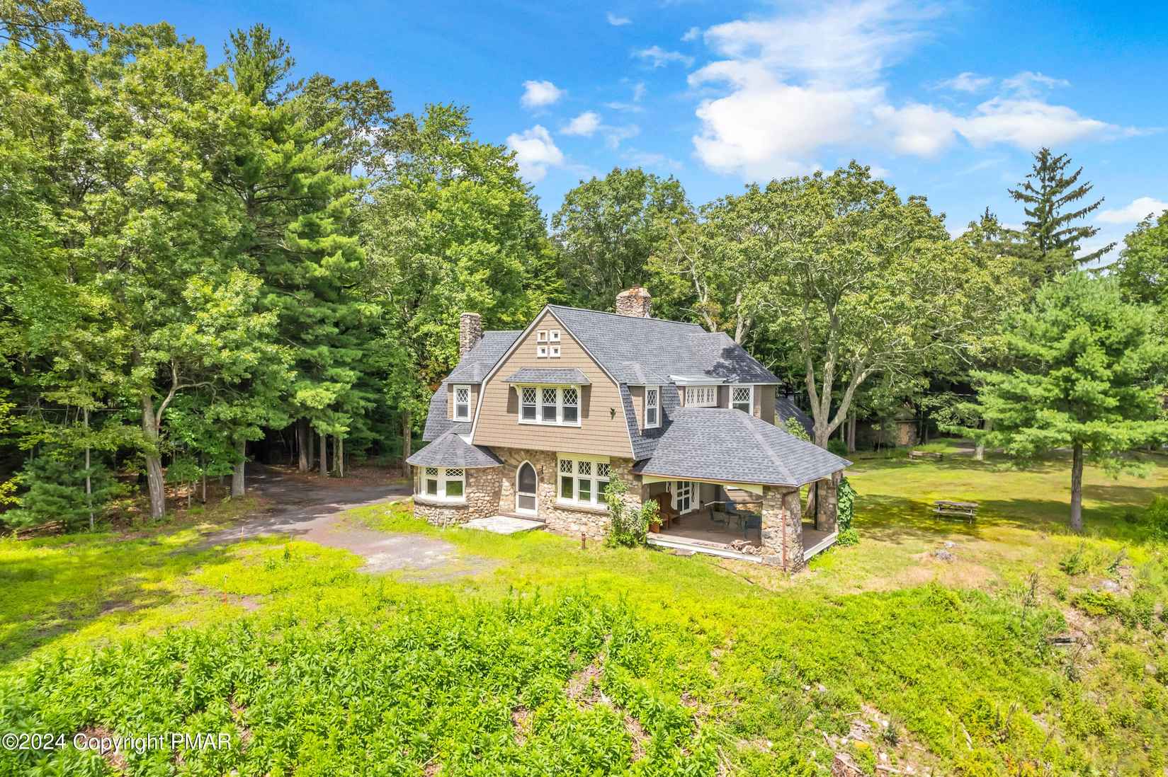 117 Stonecrop Ln  