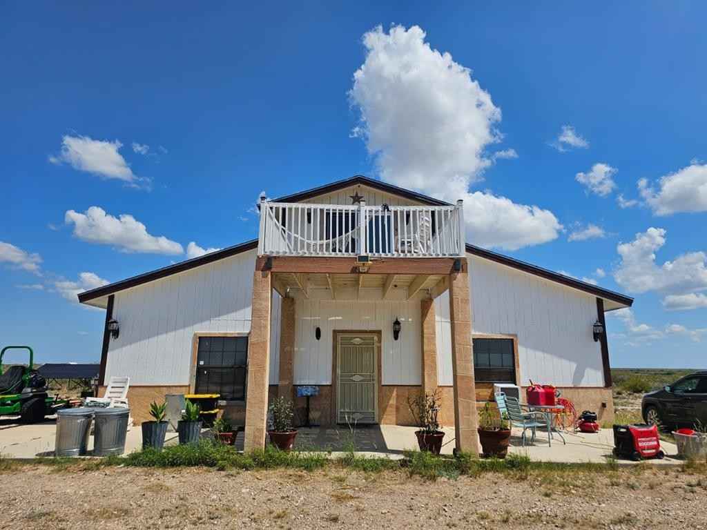 1170 Agua Dulce Rd  