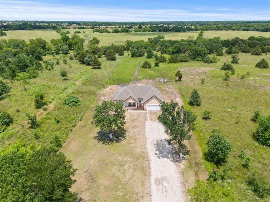 1049 E Hwy 276  