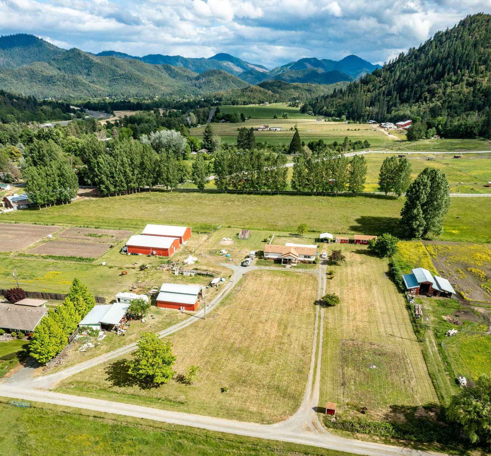 4997 Rogue Riv Hwy  