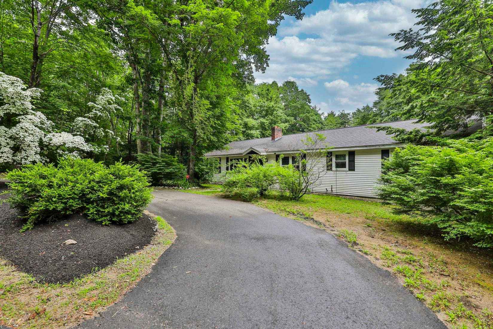 35 Highland Dr  