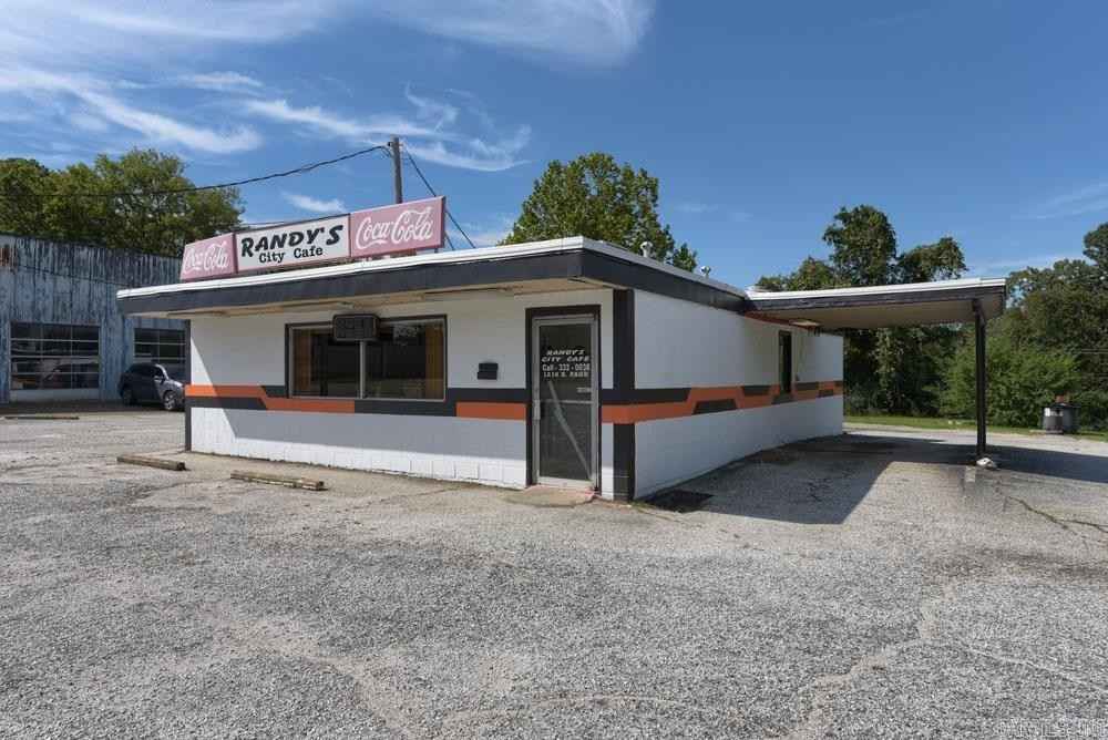 1216 E Page Ave  