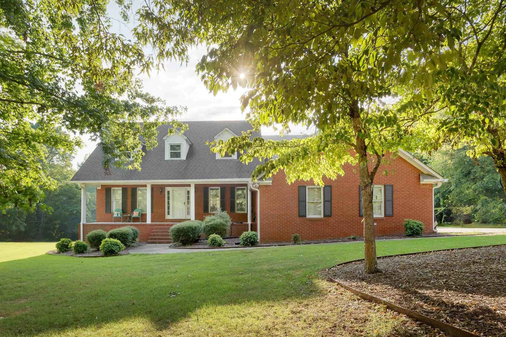321 Briarleigh Rd  