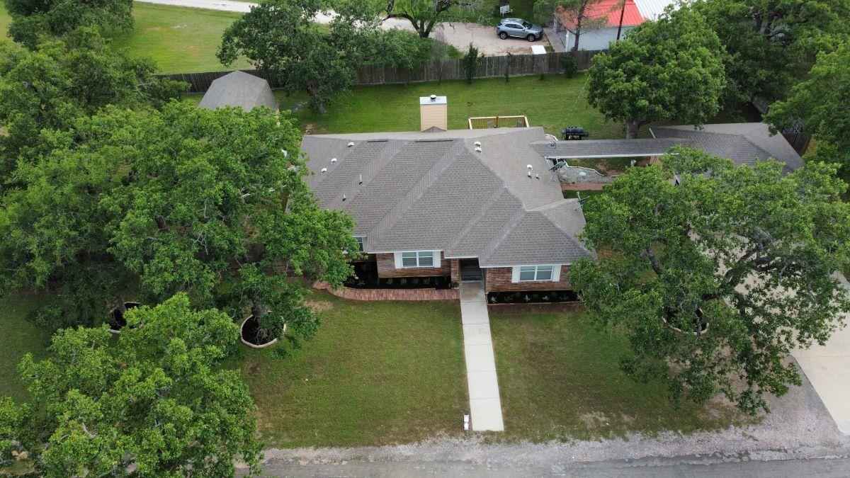 101 Highland Ests Dr  