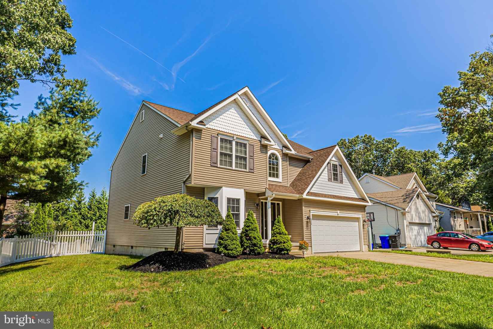 119 WEST Ln  