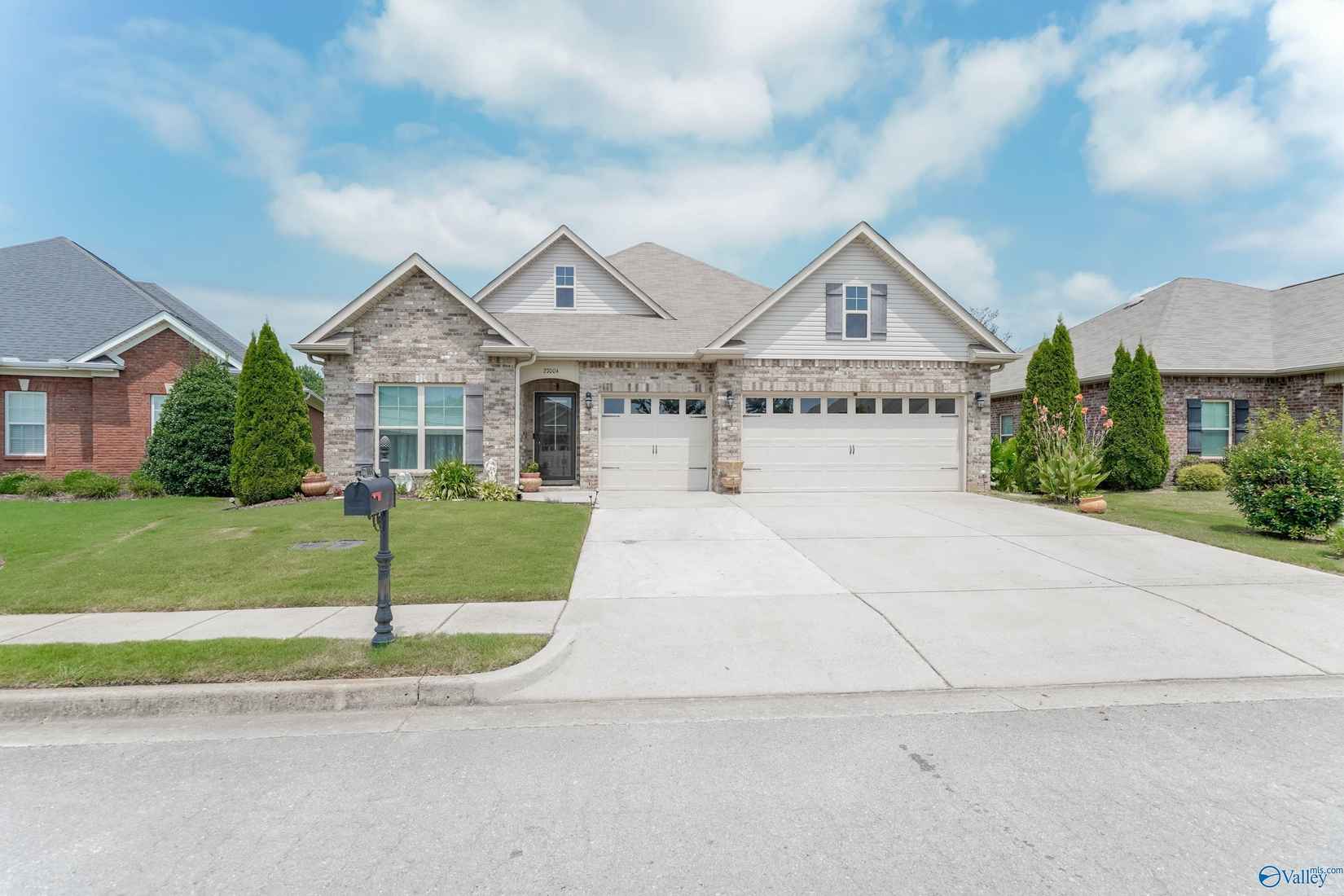 27004 Mill Crk Dr  