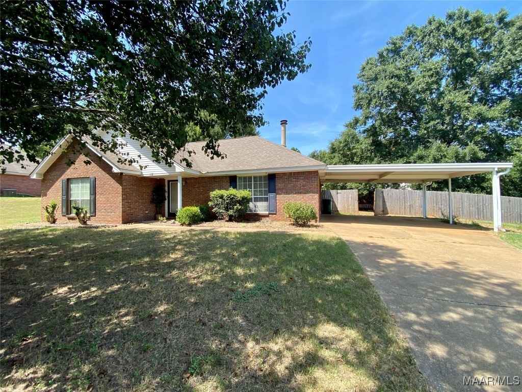 18 Hilltop Cir  