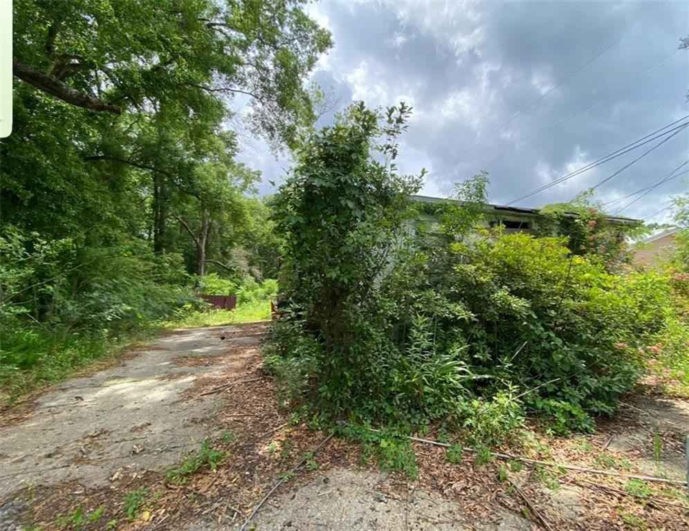 7485 Old Shell Rd  
