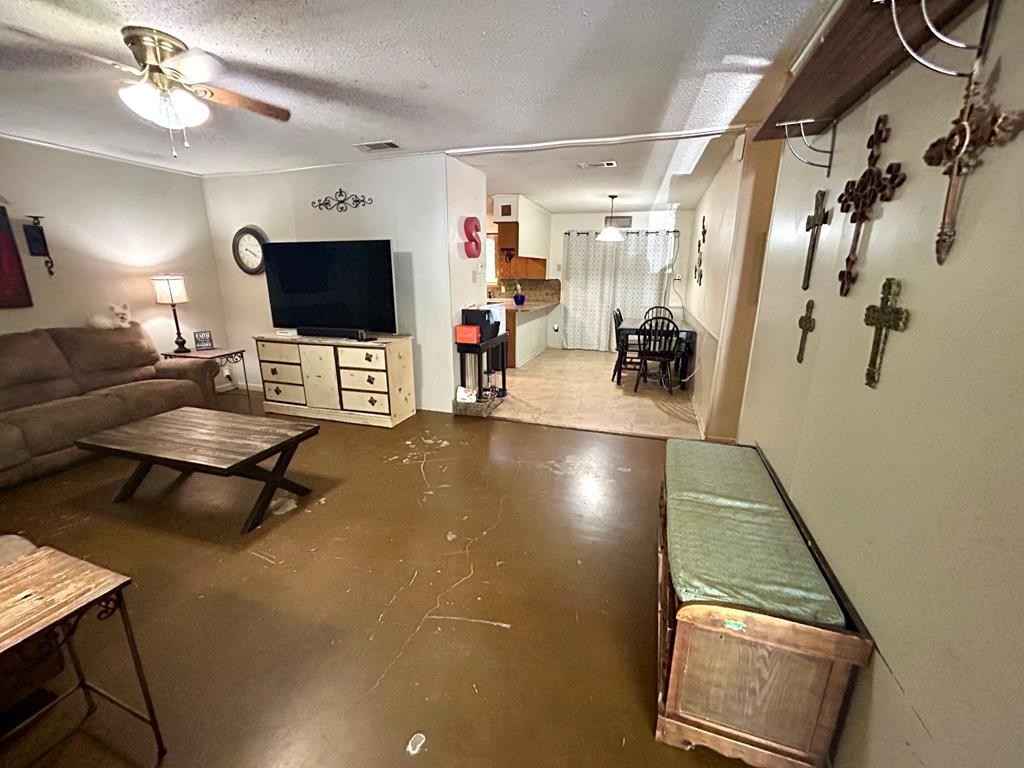 330 An County Rd 194  