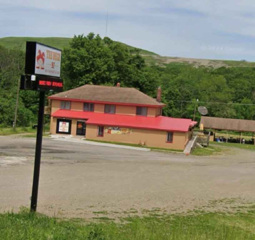 8657 Perry Hwy  