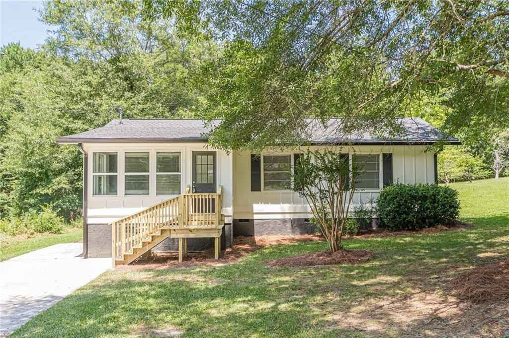 42 Lewis Barrett Blvd NE  