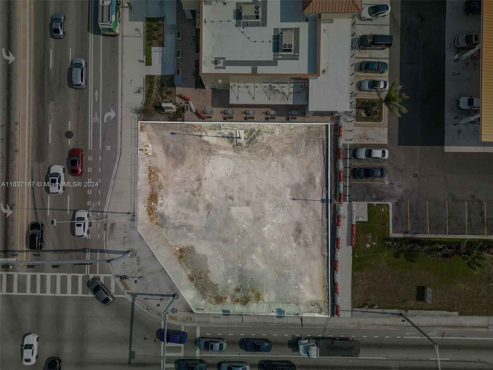 100 S State Road 7 Rd  