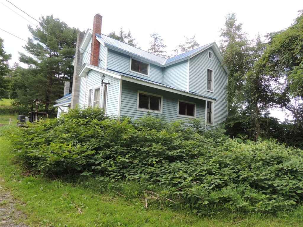 109 Finch Ave  
