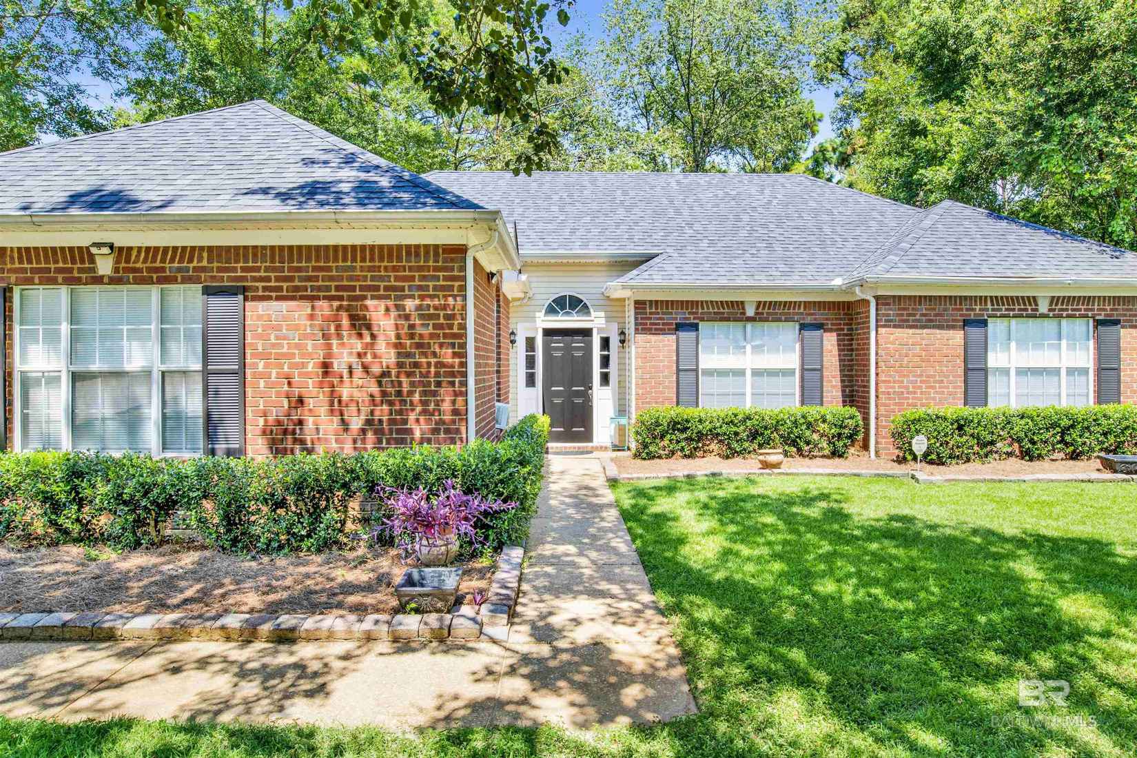 117 Geneva Dr  