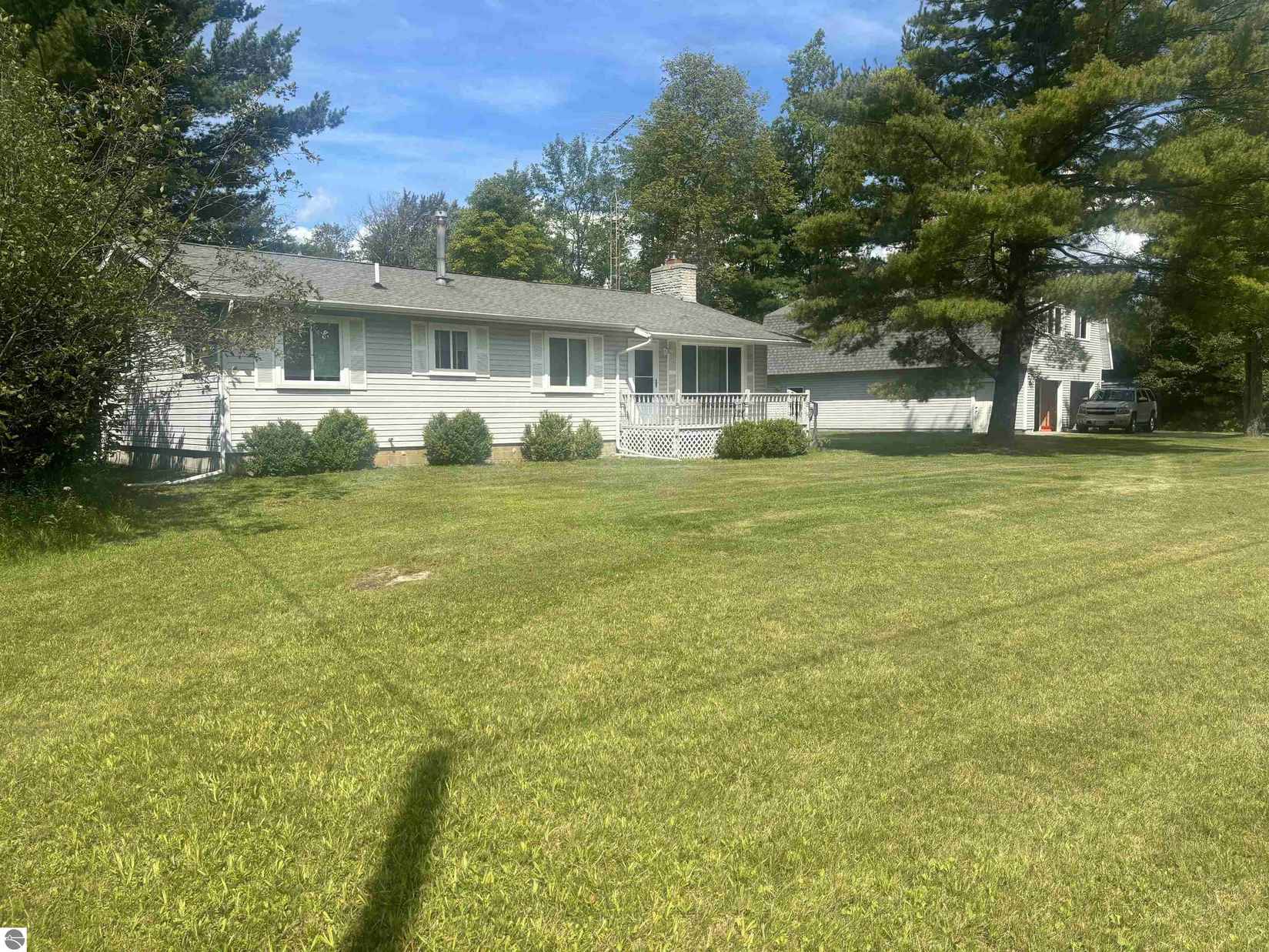 875 Vandercook Rd  