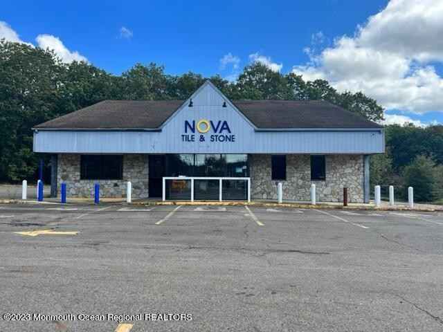 630 Pinehurst Rd  