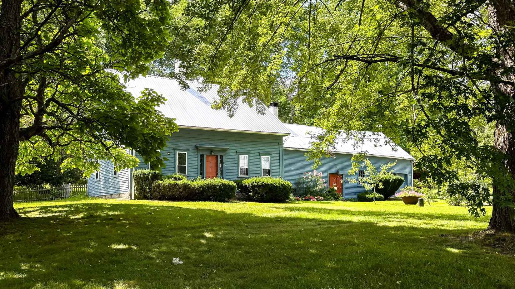 493 Pequawket Trl  