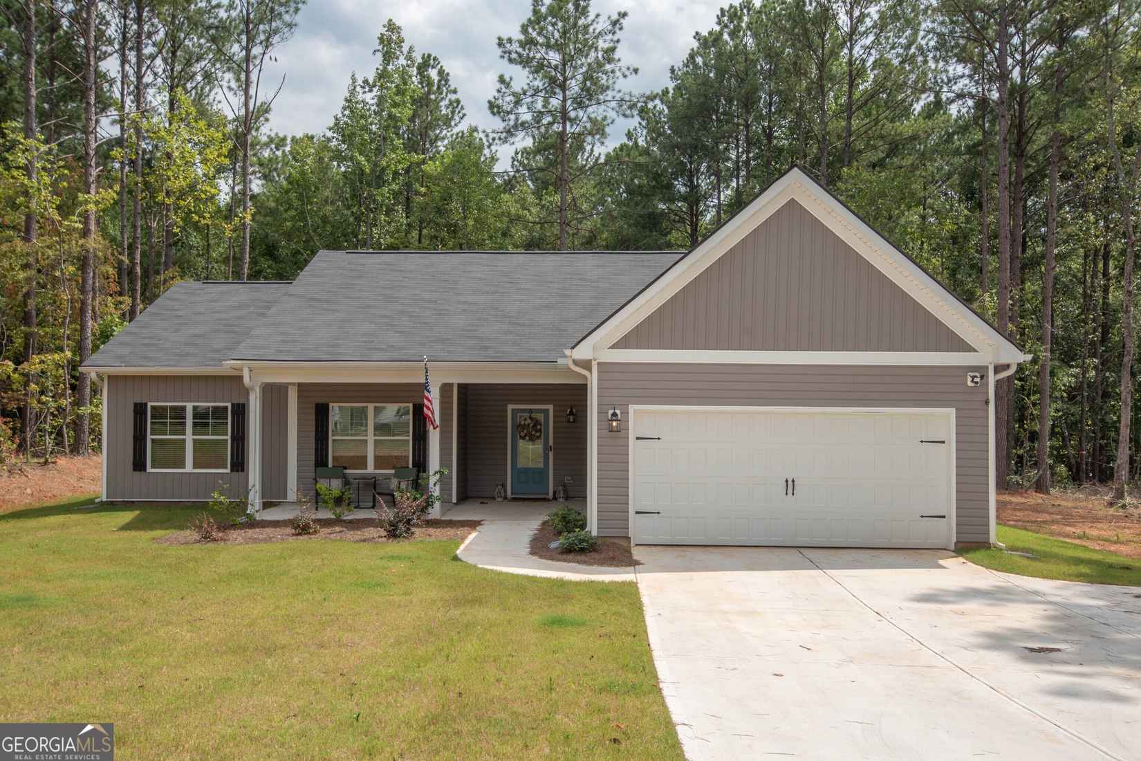 501 Evelyn Dr  